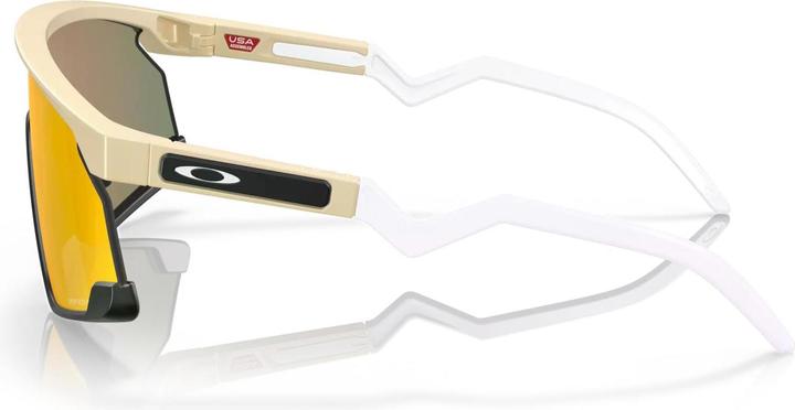Actual product image Oakley Bxtr (Matte Desert Tan, prizm ruby)