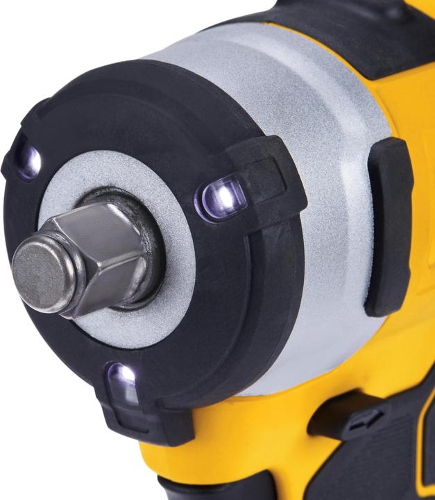 Produktbild DeWalt DCF901P1, 1/2 Zoll 12V Akku Schlagschrauber / 500Nm, UK-Netzstecker (Akkubetrieb)