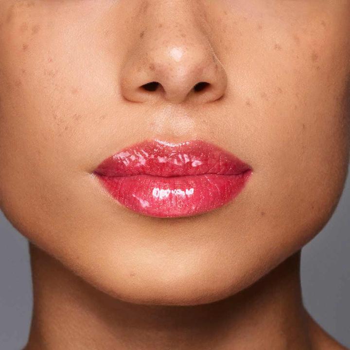 Image du produit Shiseido Gel Gloss (07 Shin-Ku Rouge)