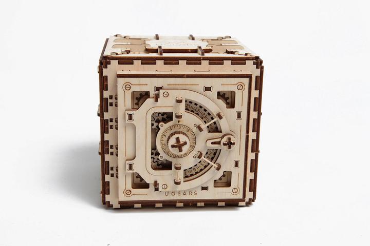 Actual product image Ugears safe