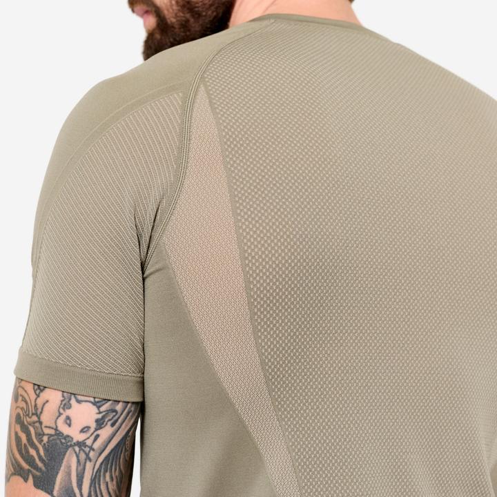 Actual product image Kimjaly T-Shirt Yoga Herren Zweite-Haut-Effekt - kaschmirbeige (M)