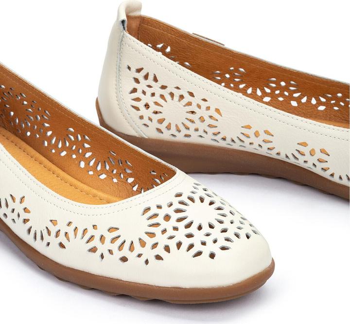 Actual product image Pikolinos Alcoi (41)