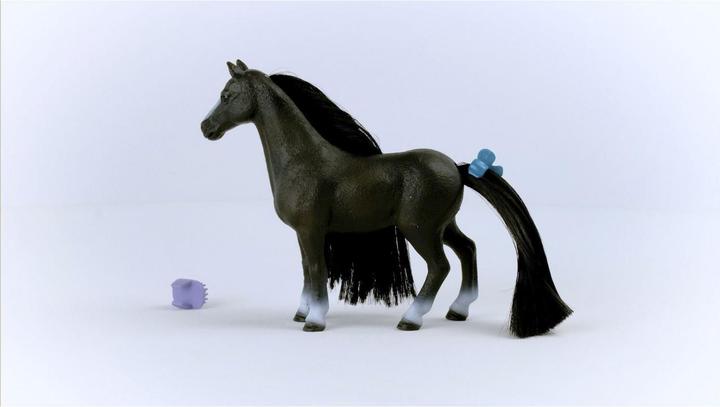 Actual product image Schleich Beauty Horse Quarter Horse Mare