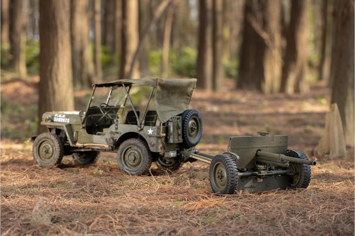 Produktbild RocHobby Anhänger Panzerabwehrgeschütz M3 1:6 (RTR Ready-to-Run)