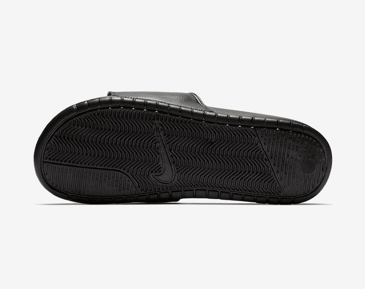 Produktbild Nike Benassi (45)