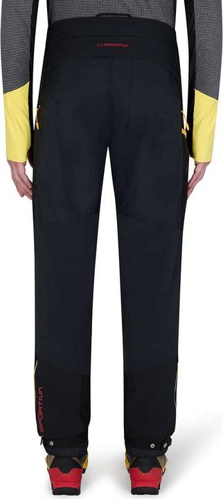 Actual product image La Sportiva Aequilibrium Softshell (M)