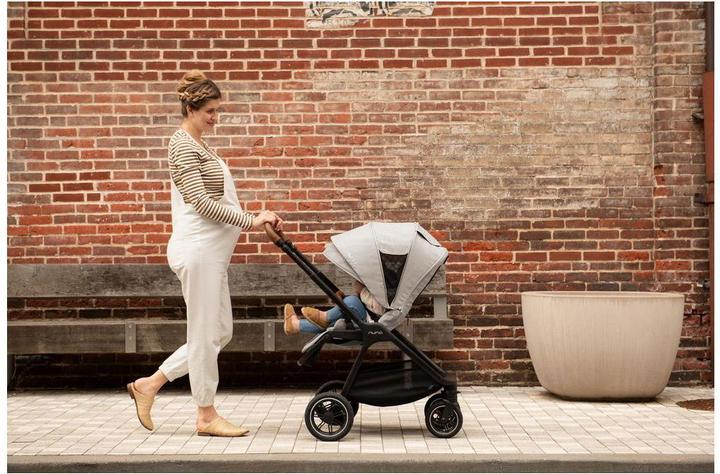 Actual product image Nuna Triv