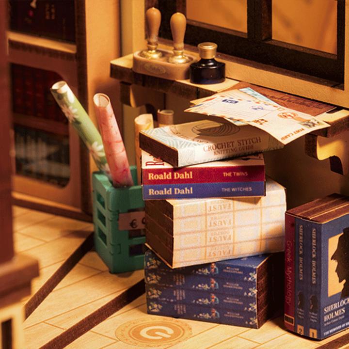 Produktbild Robotime Bookstore