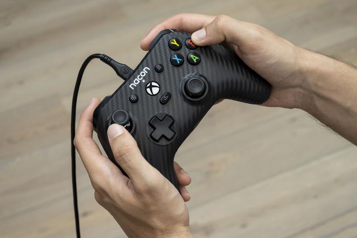 Produktbild Nacon Gaming EVOL-X Pro Controller (PC)