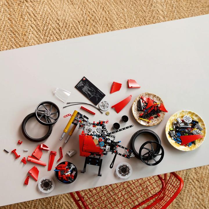 Produktbild LEGO Ducati Panigale V4 S Motorrad (42202, LEGO Technic)