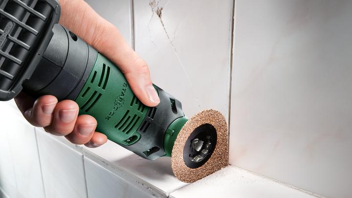 Actual product image Bosch Home & Garden AdvancedMulti 18 without battery and charger