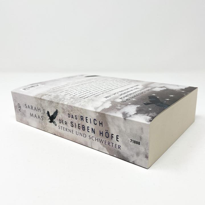 Actual product image Das Reich der sieben Höfe − Sterne und Schwerter (German, Sarah J. Meuse, Alexandra Ernst, 2020)