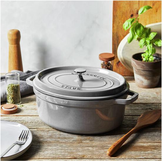 Actual product image Staub Cocotte (31 cm, Casserole + Stewpot, Cast iron)