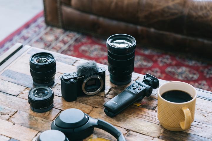 Actual product image Sony Alpha ZV-E10 (24 Mpx, APS-C / DX)