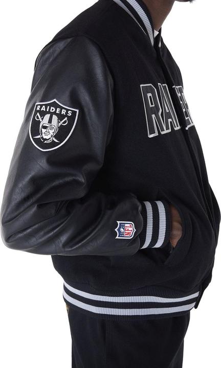 Actual product image New Era Varsity NFL SIDELINE Jacke - Las Vegas Raiders - XL (XL)