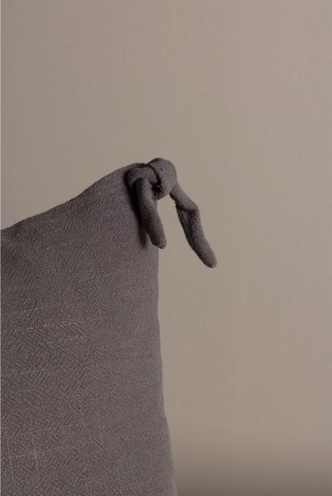 Actual product image Venture Home Nora (40 x 40 cm)