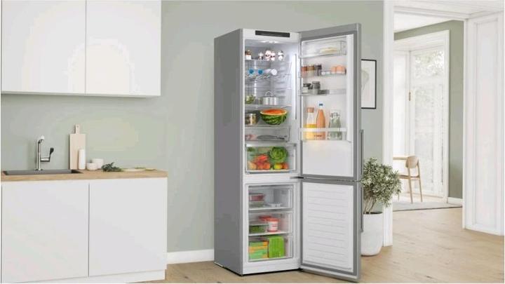 Image du produit Bosch Hausgeräte KGN39AIAU (363 l)