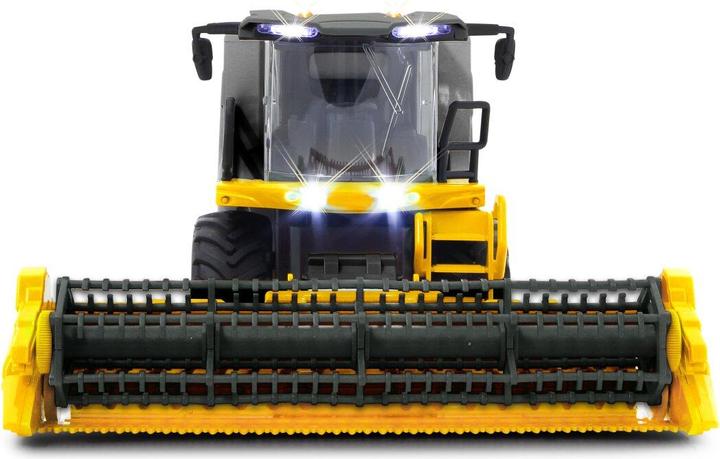 Actual product image Jamara MT-1000 combine harvester 1:24 2.4GHz wheat and maize with smoke and play grain