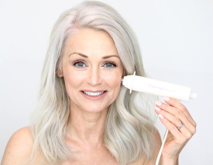 Produktbild DermaWand Skin Care Device