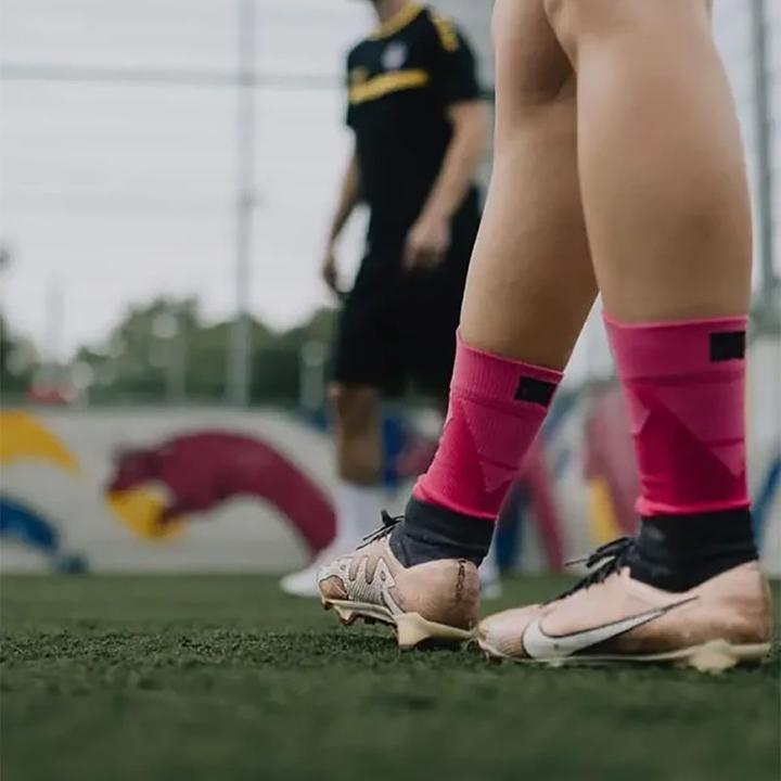 Image du produit NovoSoxx Fussballsocken Gr. 36-41 Grip Socken Fussball Strümpfe GripSoxx Rosa (36 - 41)