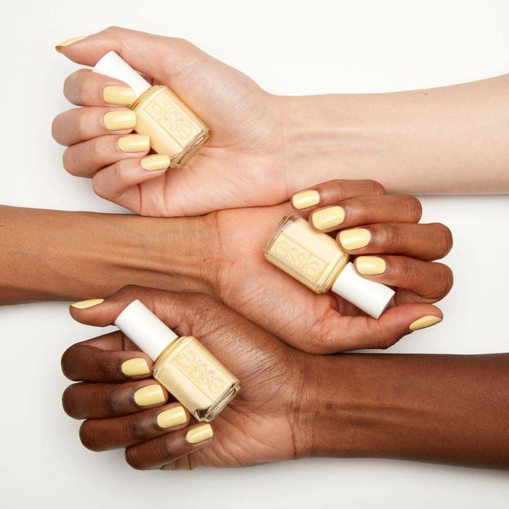 Actual product image Maybelline New York Essie Nail Polish for Intense Nail Art 648 Summer Soul-stice Yellow 13.5ml (summer soul-stice, Gel-Effect Nail Polish)