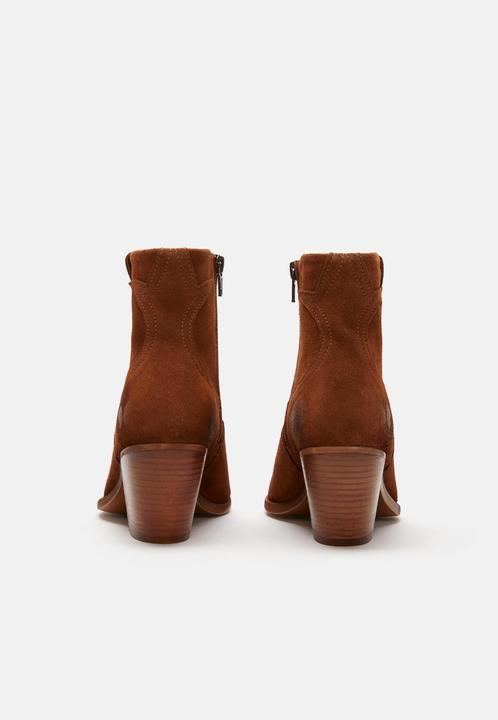 Actual product image Felmini Laredo B925, the cowboy boot with heel by, the western authenticity and modern style n (37)