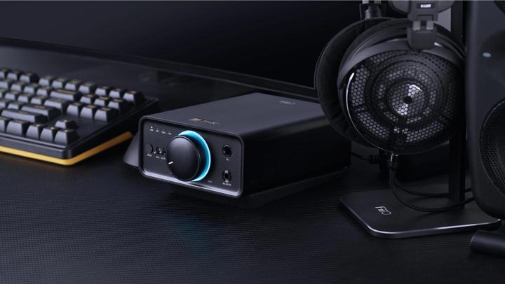 Actual product image FiiO K7 (USB-DAC, gain switch)
