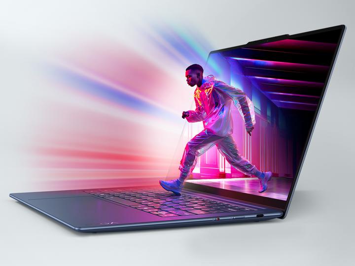 Productafbeelding Lenovo Yoga Slim 7x – Copilot+ PC (14.50", Snapdragon X Elite X1E-78-100, 32 GB, 1000 GB, CH)