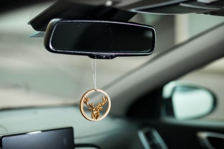 Actual product image ZNatur Swiss stone pine wood car fragrance hanger pendant gift decoration Edelweiss No.113