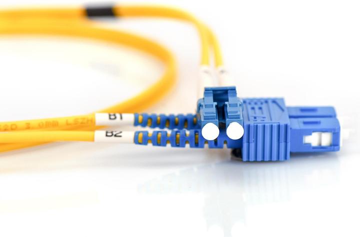 Produktbild Digitus LWL Patchkabel LC zu SC OS2 Singlemode 09/125 Duplex Länge 10m (CAT7, 10 m)