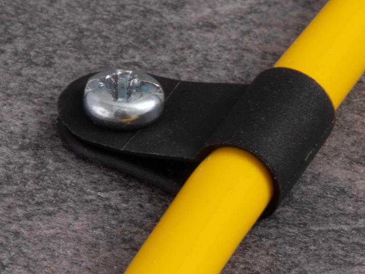 Actual product image Quadrios 22CA154 Fixing clamp screwable 22CA154 Bundle Ø range 6.4 mm (max) Black 1 set