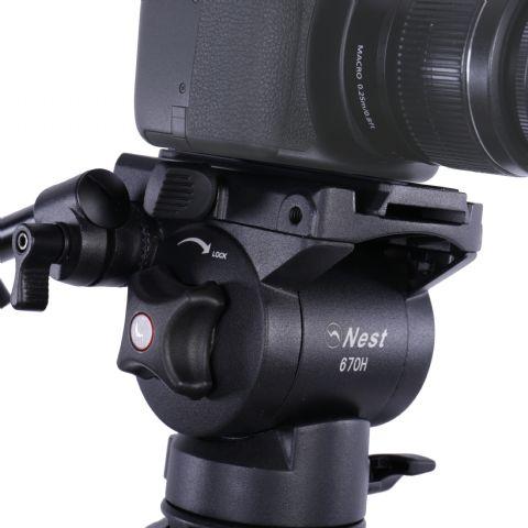 Actual product image Nest Video Tripod NT-670 + Fluid Damped Head
