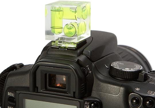Immagine prodotto Falcon Eyes Livella con slitta per flash CA-BLHS3