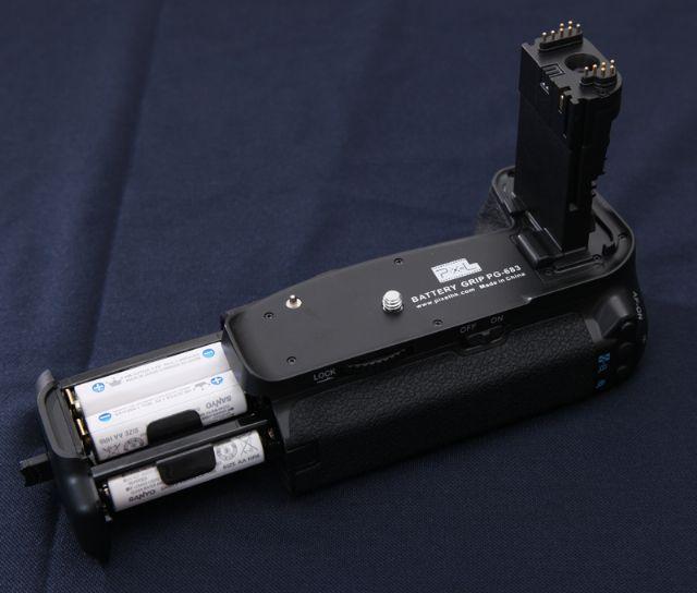Actual product image Pixel Battery Grip E9 for Canon EOS 60D (Battery grip)