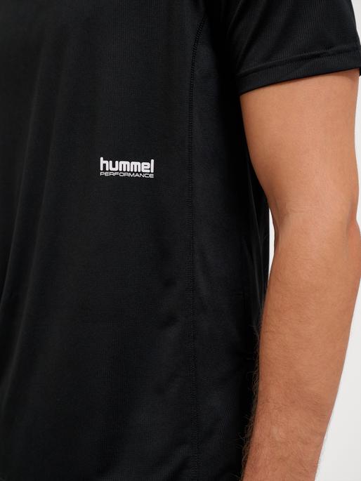 Actual product image hummel hmlPULSE WORKOUT T-SHIRT S/S (S)