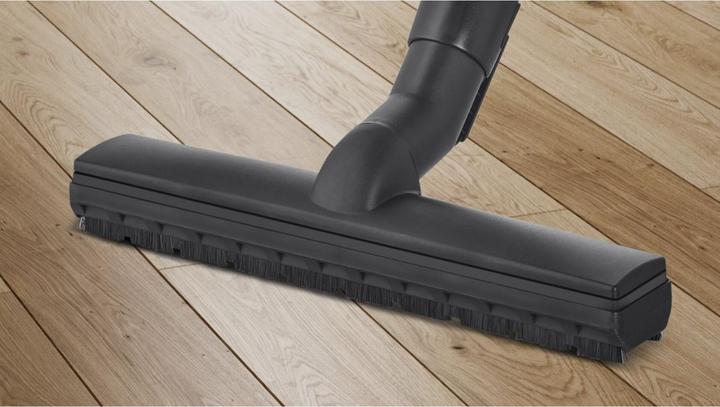 Actual product image Bosch Hausgeräte Series 8 Vacuum cleaner with bag BGB75X494