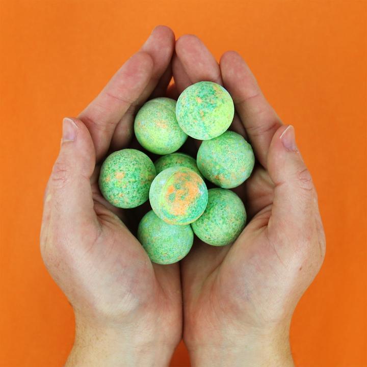 Actual product image Gift Republic Dino Poop - bath bombs (Bath bombs)