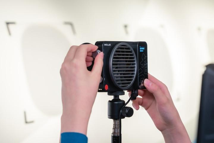 Produktbild Zhiyun Molus X100