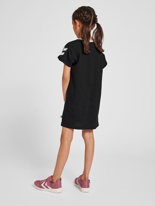Image du produit hummel Mille T-Shirt Robe S/S (104)