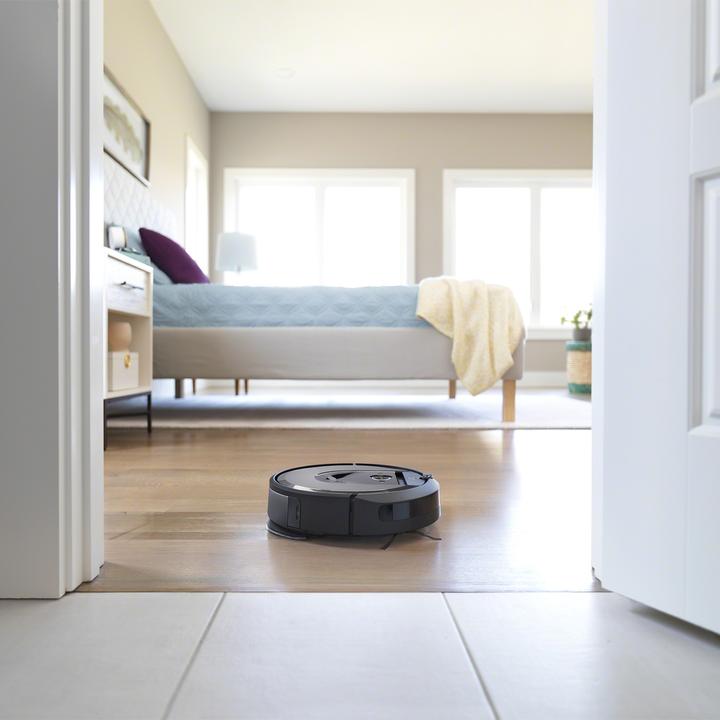 Image du produit iRobot Roomba Combo i8 (Robot d'aspiration et de nettoyage)