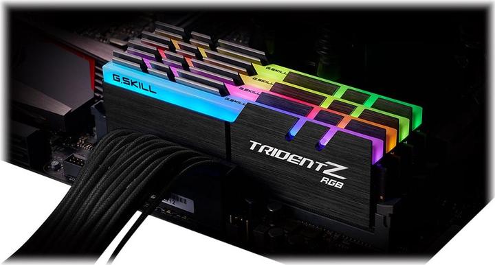 Image du produit G.Skill Trident Z RGB (2 x 32GB, 4400 MHz, RAM DDR4, DIMM)