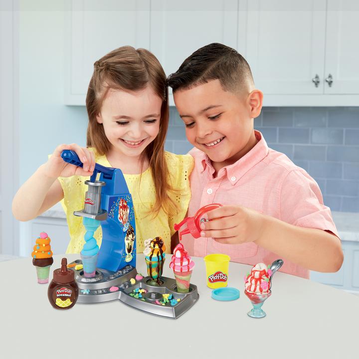 Actual product image Play-Doh Drizzy ice cream machine with toppings