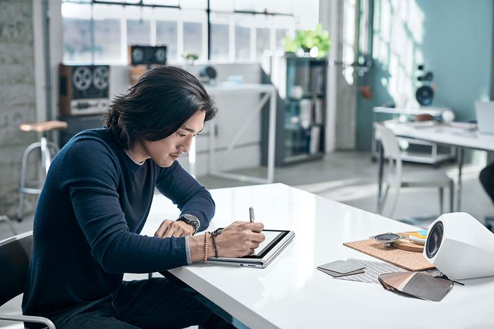 Image du produit Microsoft Surface Book – Performance Base, SSD 512Go (13.50", Intel Core i7-6600U, 16 Go, 512 Go)