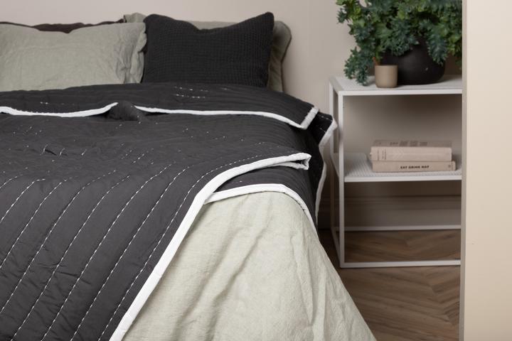 Actual product image Venture Home June bedspread (260 x 180 cm)