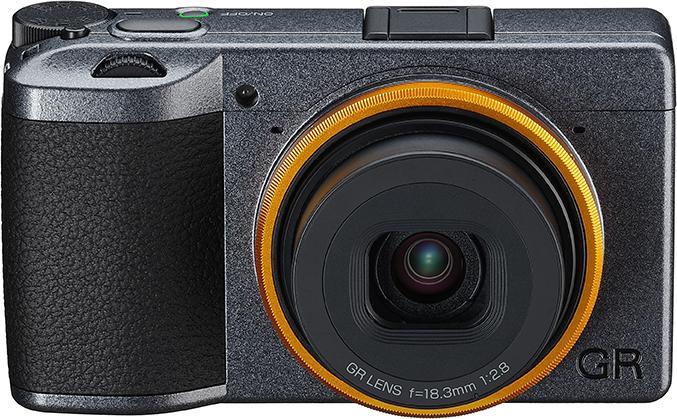 Image du produit Pentax Ricoh GR III Street Edition Kit (18,3mm, 24.20 Mpx, APS-C / DX)