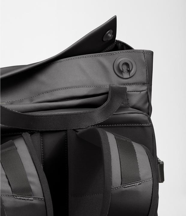 Actual product image North Face Commuter (32 l)
