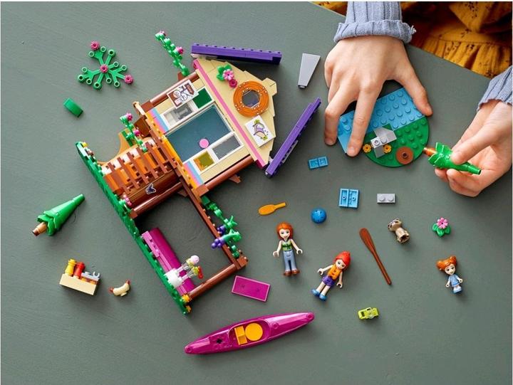 Actual product image LEGO Friends 41679 Forest House (41679, LEGO Friends)