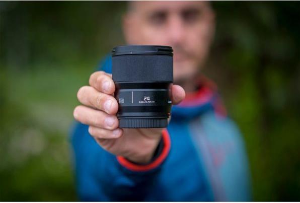 Actual product image Panasonic Lumix S 24mm f/1.8 (L-Mount, full size)
