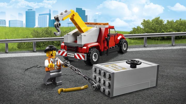 Produktbild LEGO Abschleppwagen auf Abwegen (60137, LEGO City)