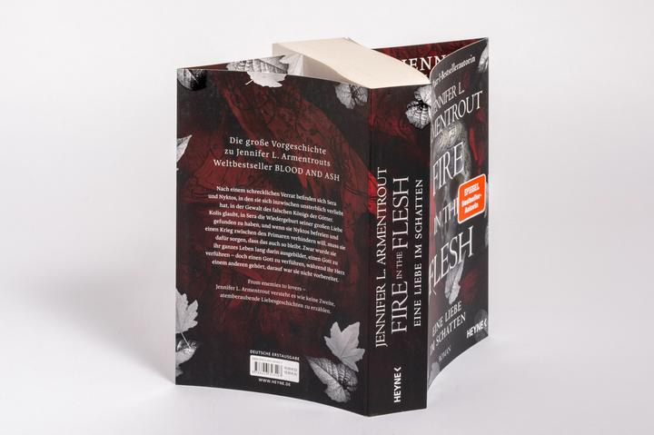 Produktbild Fire in the Flesh – Eine Liebe im Schatten (Deutsch, Jennifer L. Armentrout, Sonja Rebernik-Heidegger, 2024)